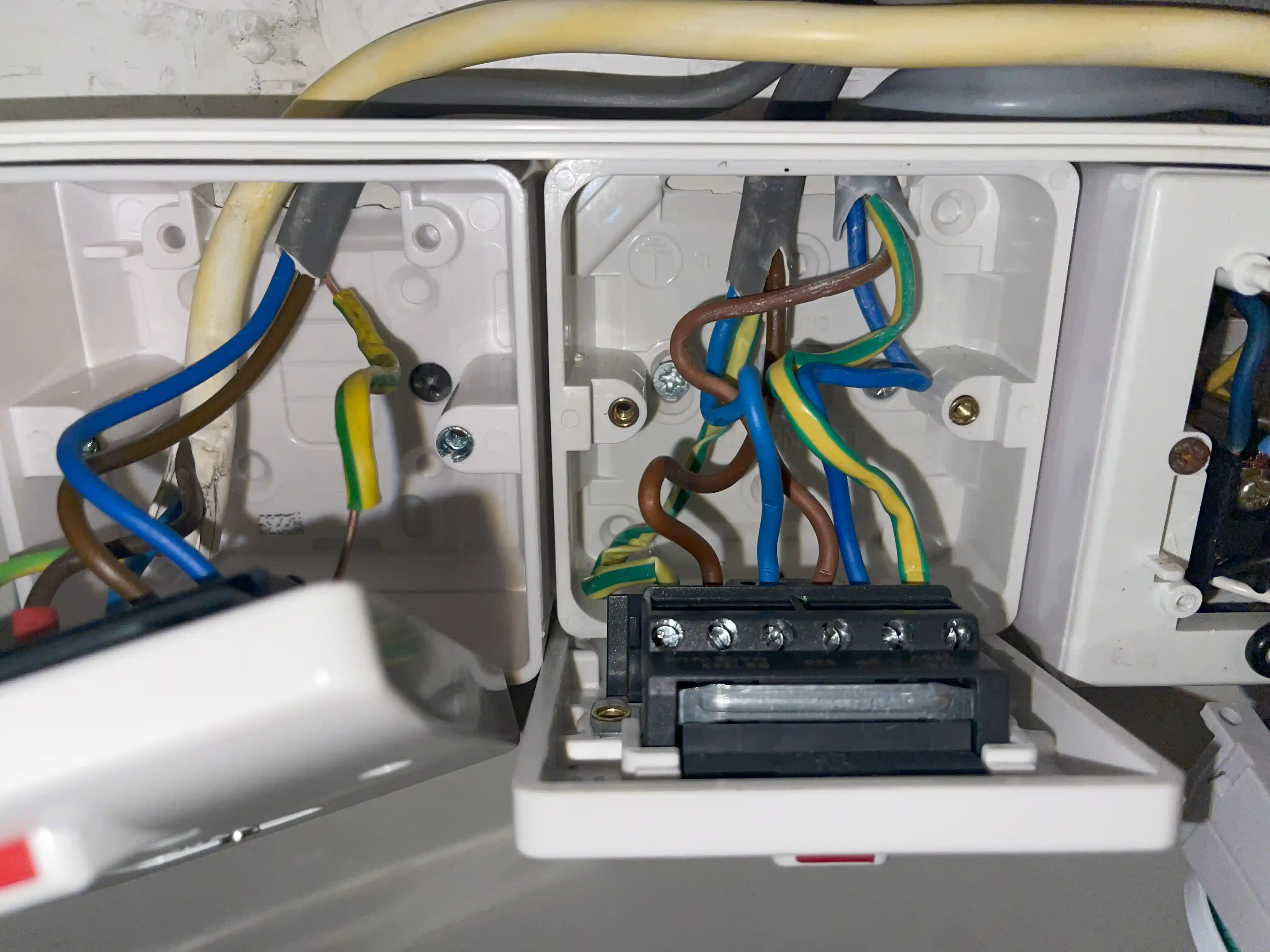 Emergency Electrician 24 hour Camberwell